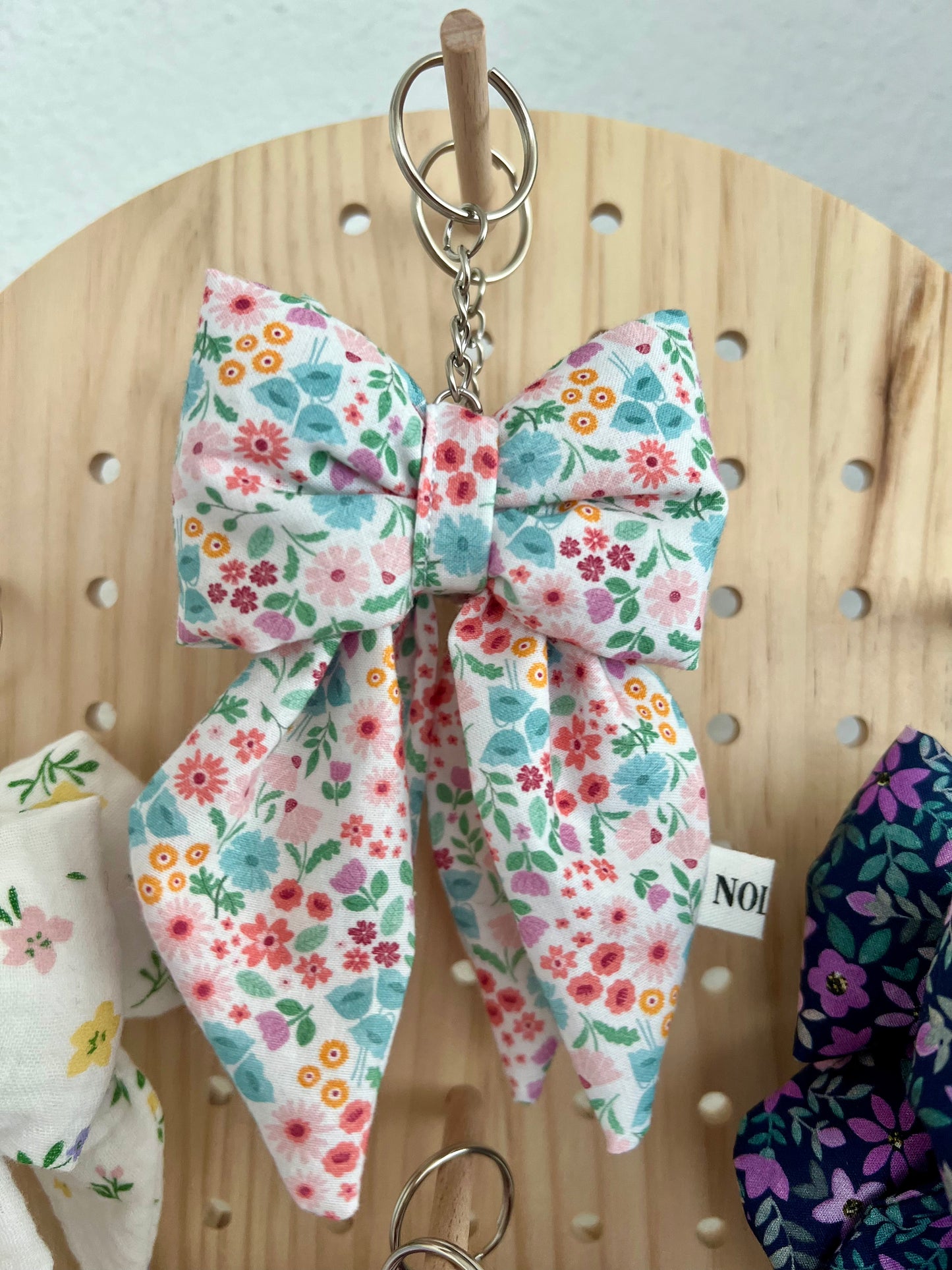 Bow Keychain Flower Pink