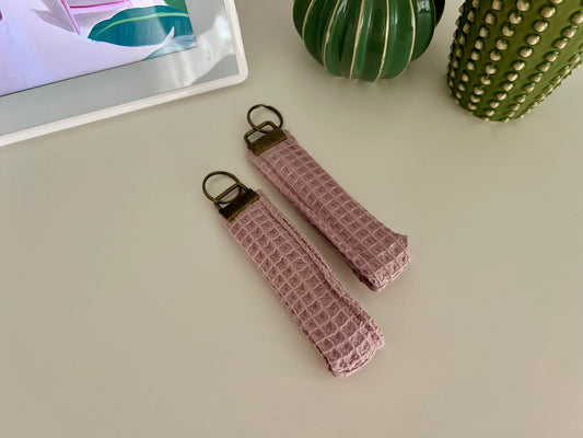Wristlet Waffle Rose