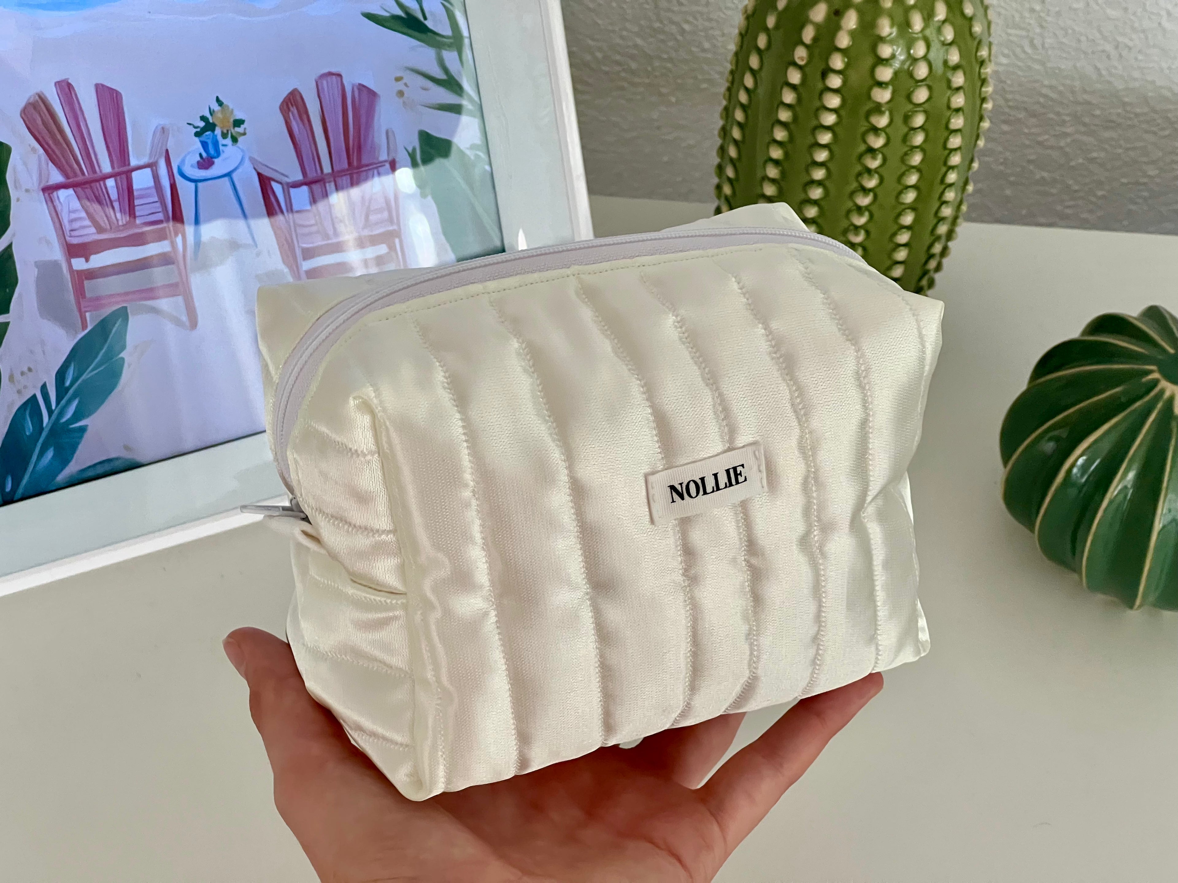 Satin Champagner Makeup Bag