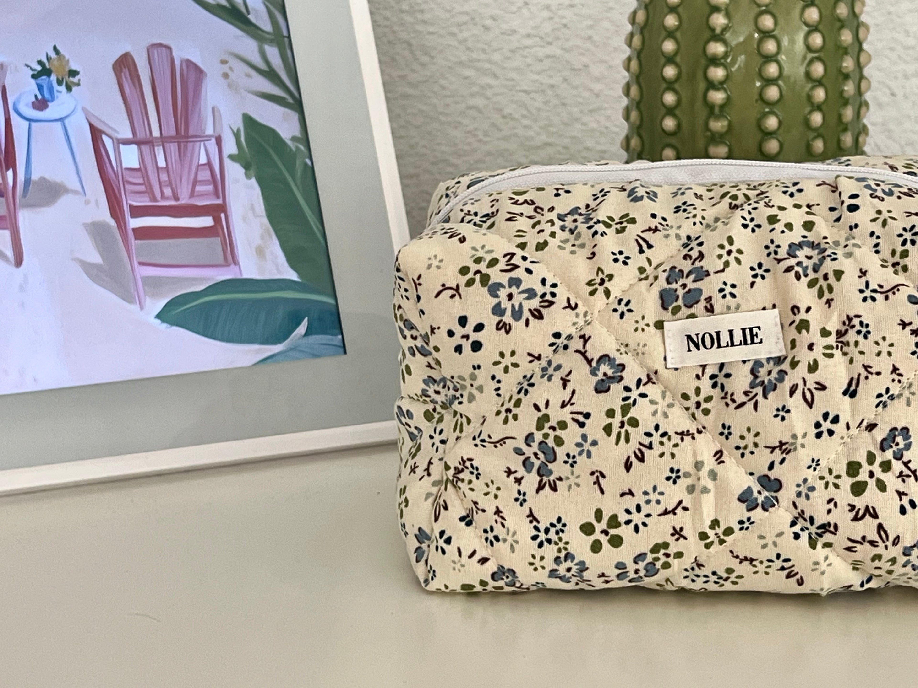 Blue Flower Makeup Bag