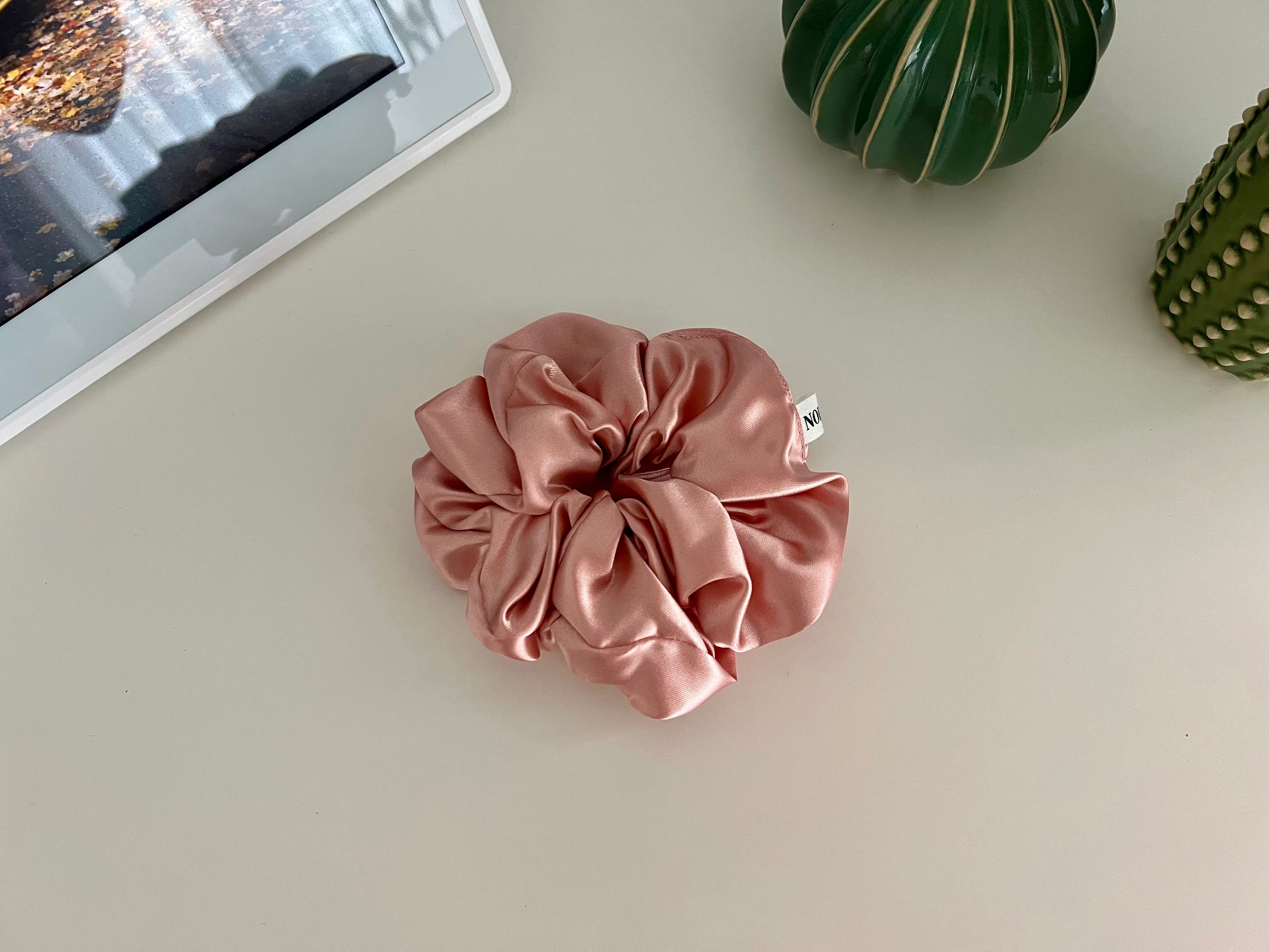 XL Scrunchie Satin Rose