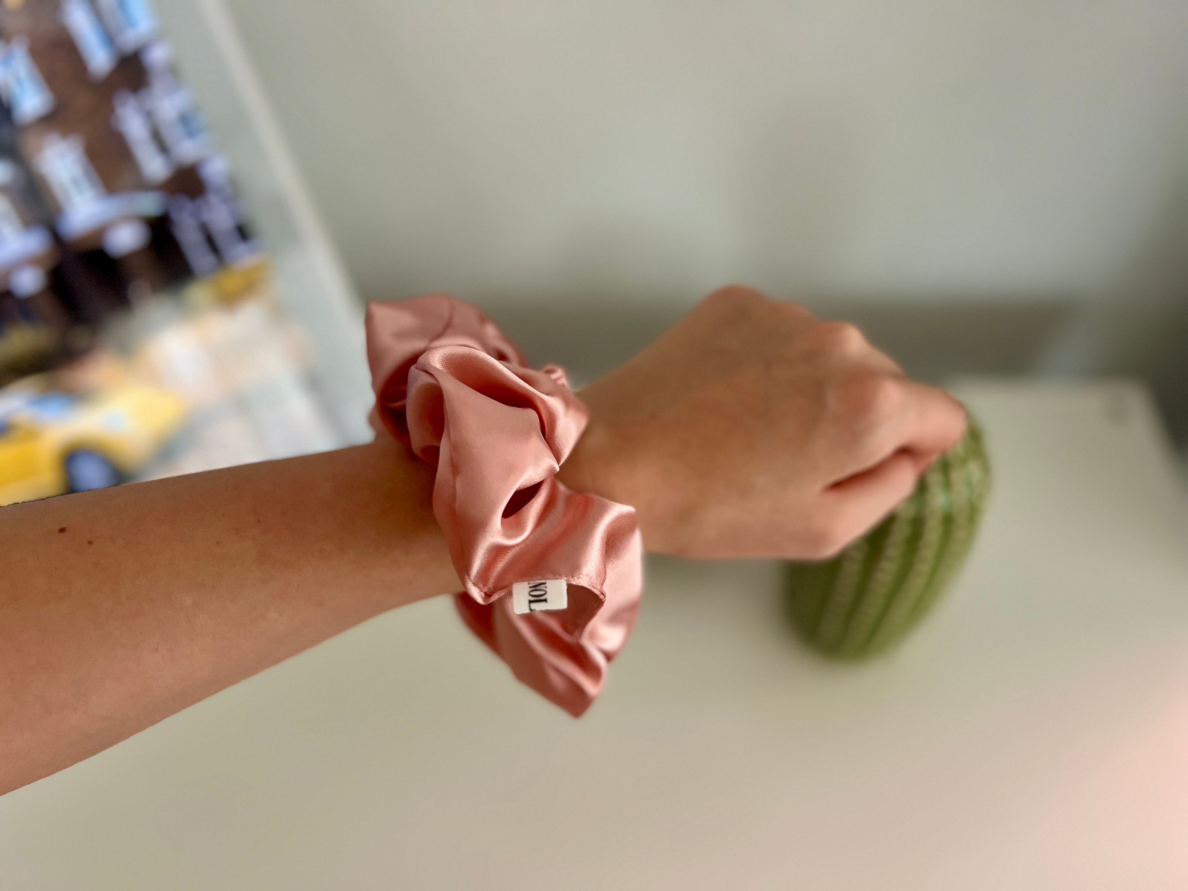 XL Scrunchie Satin Rose