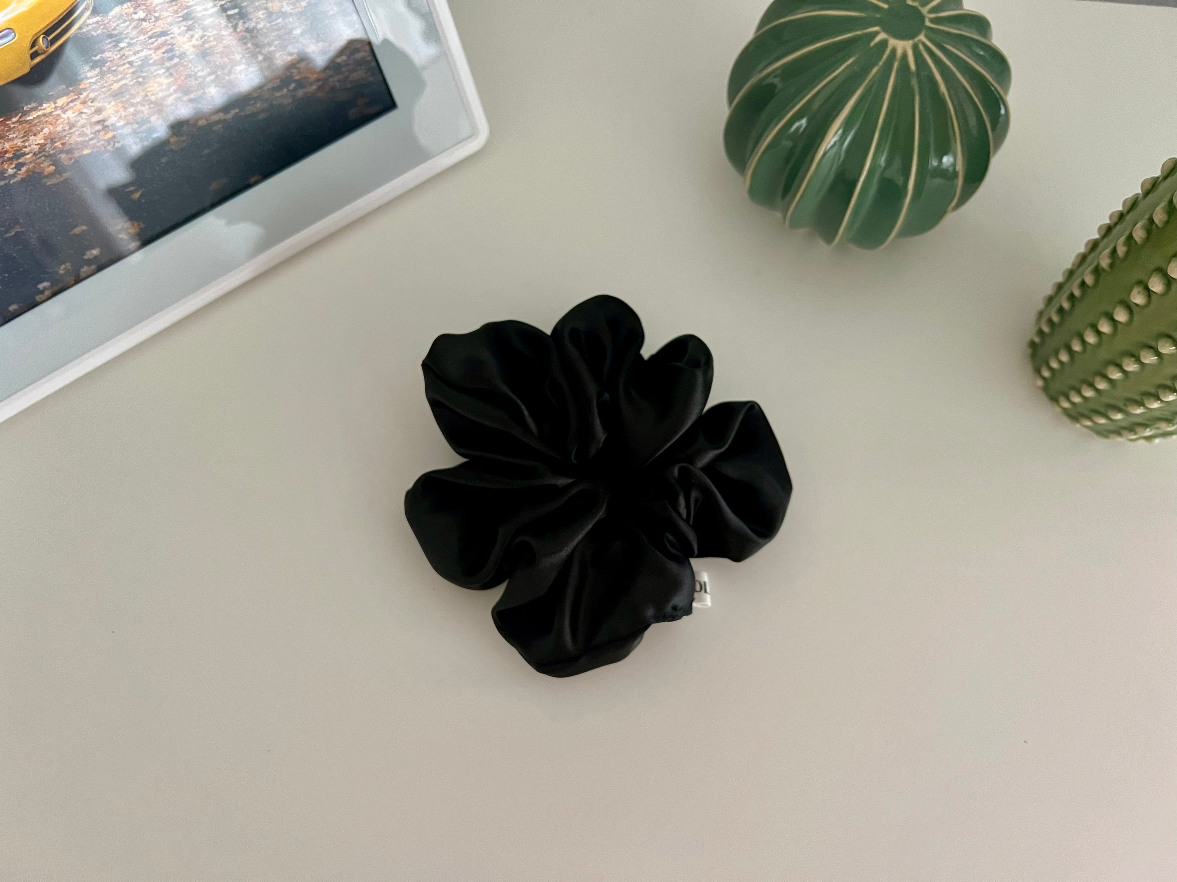 XL Scrunchie Satin Black