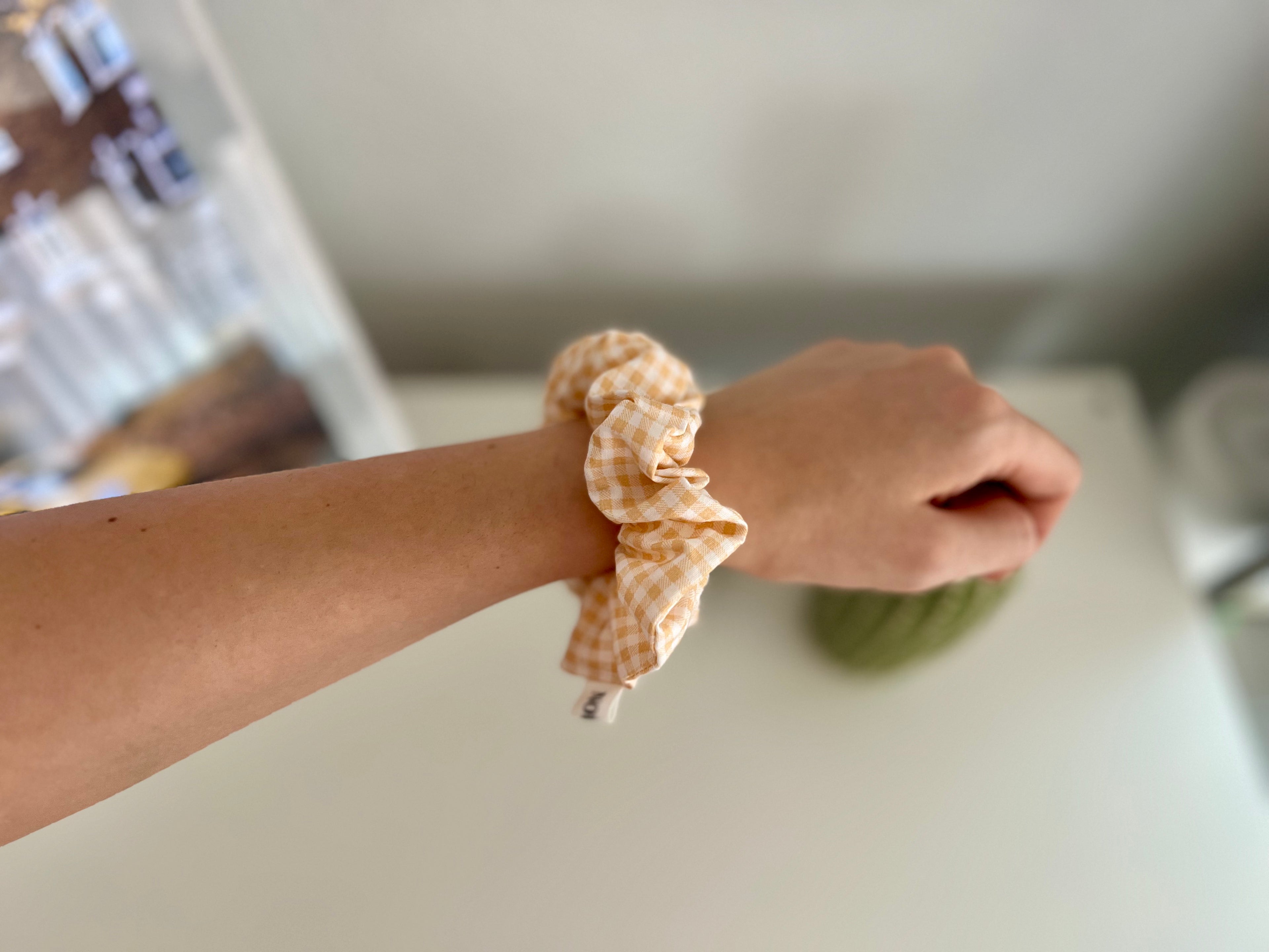 M Scrunchie Gingham Orange